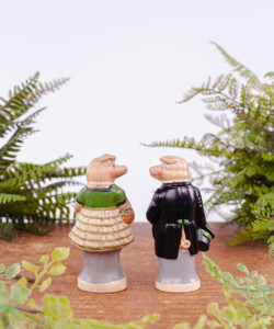 Irish Pig Couple