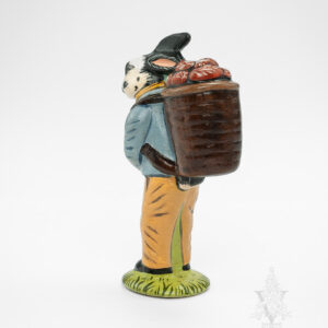 Rabbit with Onion Skin Egg, Ltd.