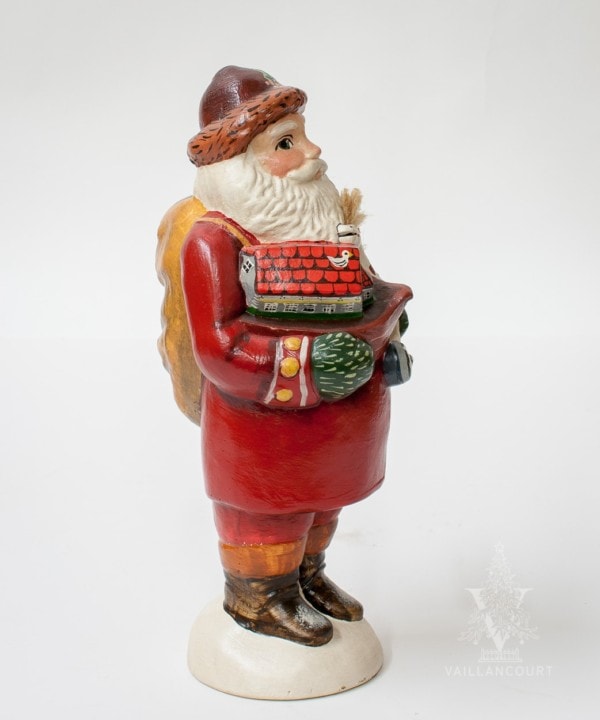Santa Holding Colonial Williamsburg Toys