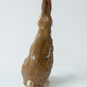 Gump's Brown Rabbit with Paw Out, Vaillancourt Chalkware VFA Nr. 16020