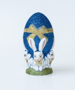 One Of A Kind Chalkware Spring Rabbits Holding Glittered Egg, VFA Nr. 17094