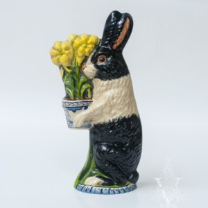 Black and White Rabbit with Delft Flower Pot, VFA Nr. 19002