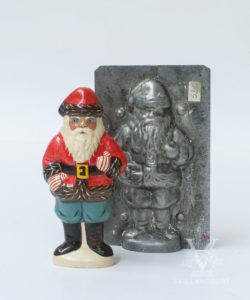 Santa with Striped Mittens (Original with Mould)