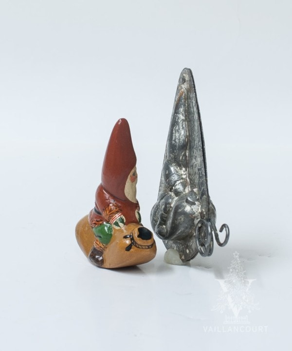 Gnome on Rocking Bag (One-of-a-Kind with Mould), VFA Nr. 19073