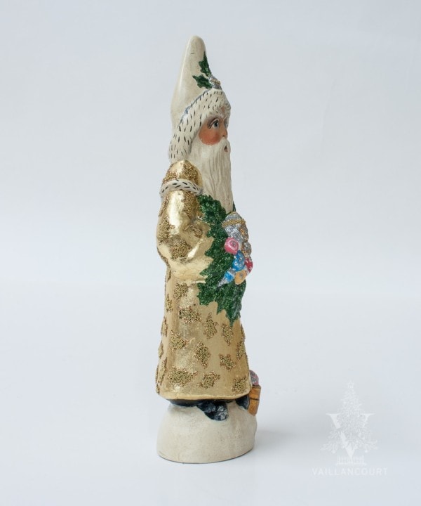 Santa in Gold with Shiny Brite Ornaments and Beading, VFA Nr. 19080