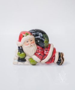 31st Starlight Santa: Laying Santa In Plaid With Bells