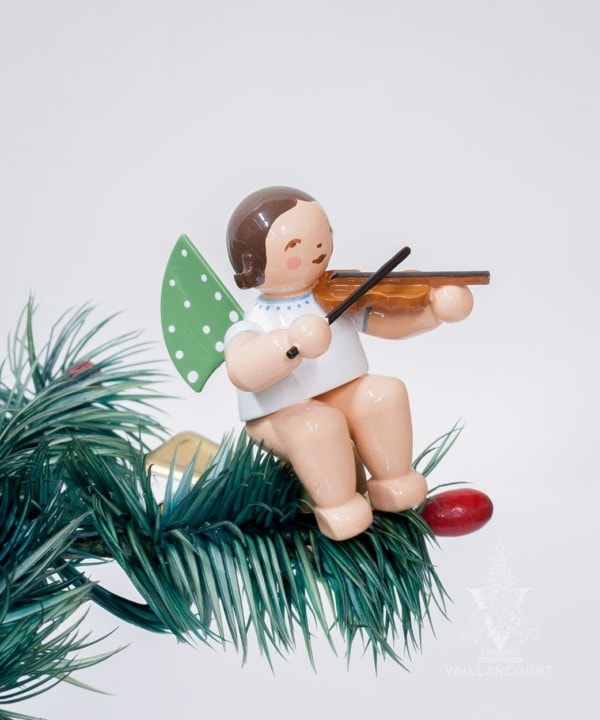 Angel with Violin, on Clip