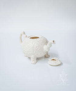 Classical Christmas Individual Teapot