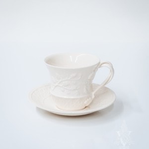 Classical Christmas Tea Cup (Saucer not included)