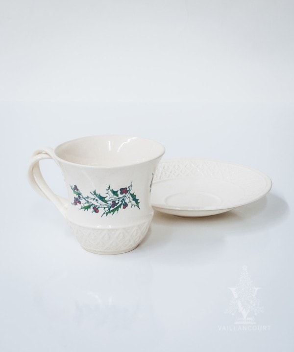 Classical Christmas Decorated Tea Cup and Saucer