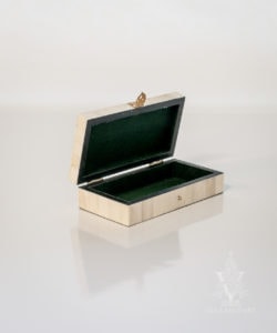 Engraved Whale 1793 Vintage Scrimshaw Bone Box Antique Reproduction