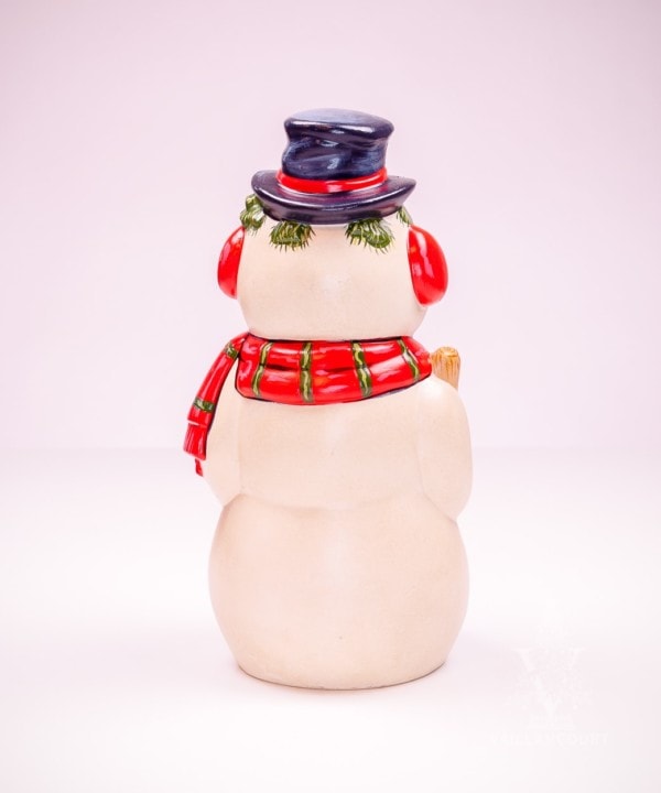 Traditional Snowman with Scarf and Corn Pop Pipe