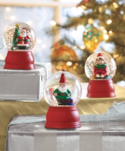 Mini Snow Globes (Assorted)