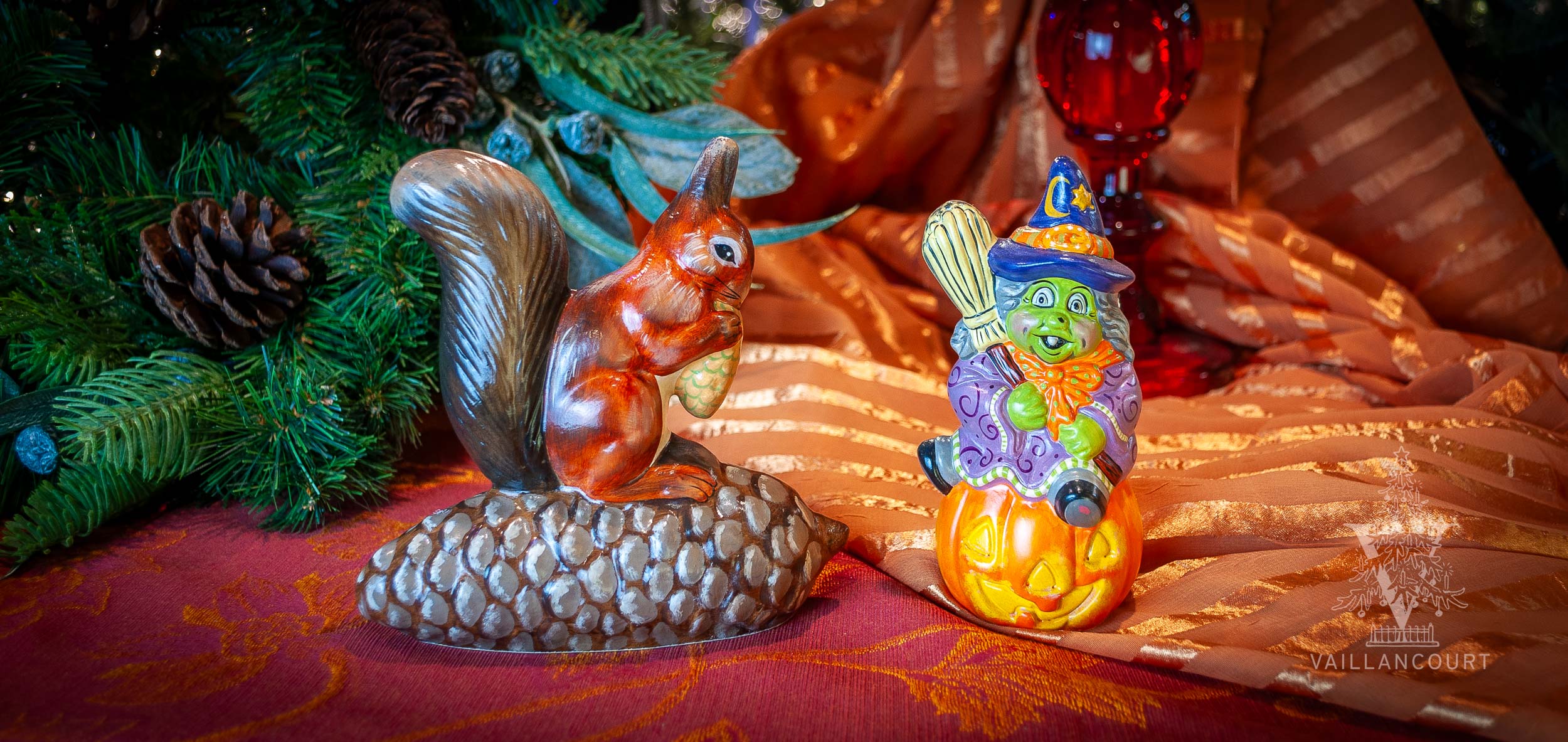 The autumn Squirrel on Pinecone and the Happy Witch on Pumpkin, VFA Nrs. 24021, 24023