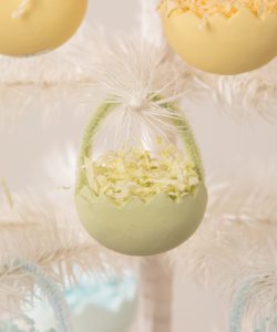 Cracked Egg Green Ornament