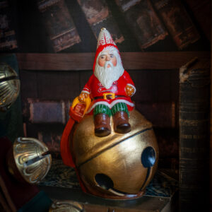 Forest Red Santa on Gold Bell