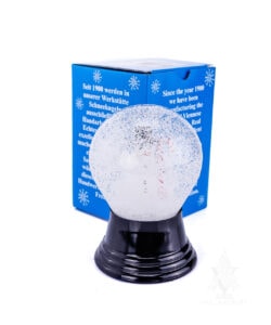 Perzy Snowglobe ? Snowman with Candy