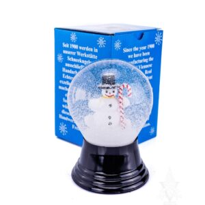 Perzy Snowglobe ? Snowman with Candy