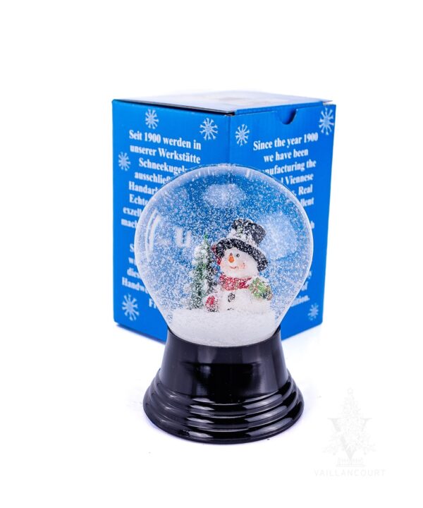 Perzy Snowglobe ? Snowman with Tree