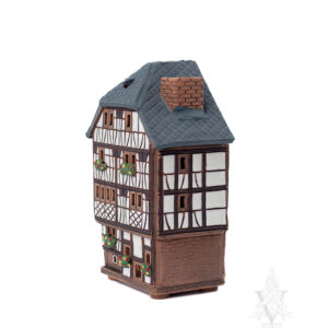 Keramik Small Tudor with Flower Boxes