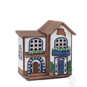 Keramik Tudor with Flowers & Blue Trim
