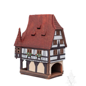 Keramik Tudor withThree Towers