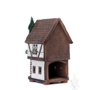 Keramik Tudor with Green Roof